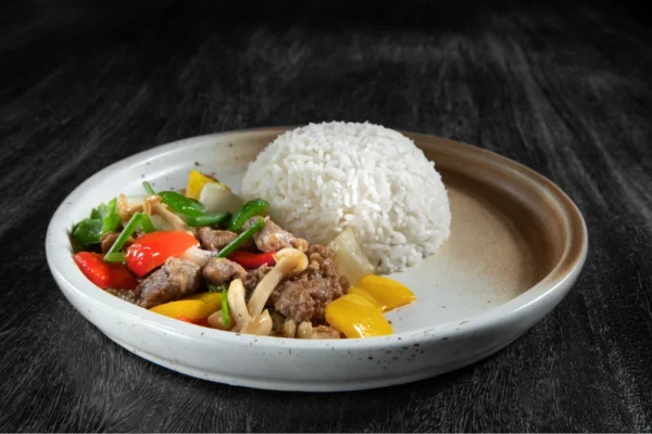 STIR FRIED BEEF WITH OYSTER SAUCE